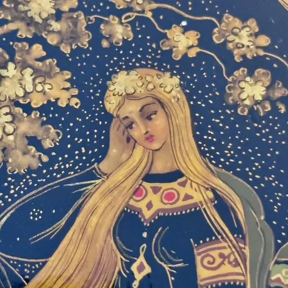 1970s Russian USSR Black Red Lacquer Wood Round Box Kholui Golden Hair Yuryev Sm - Picture 8 of 8